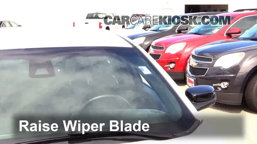2014 Ford Taurus SHO 3.5L V6 Turbo Windshield Wiper Blade (Front) Replace Wiper Blades